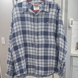 Wrangler Men's Navy and White Checkered Shirt, 100 Cotton, XL